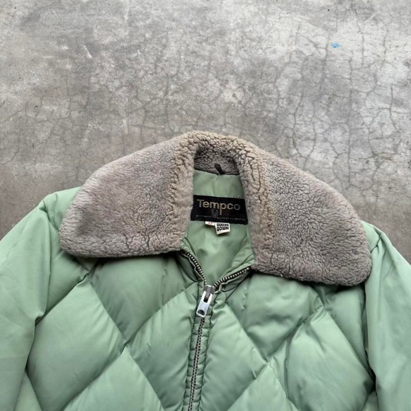 True vintage 1970's Tempco Mint Green Goose Down fur collar puffer quilt jacket - Picture 4 of 8